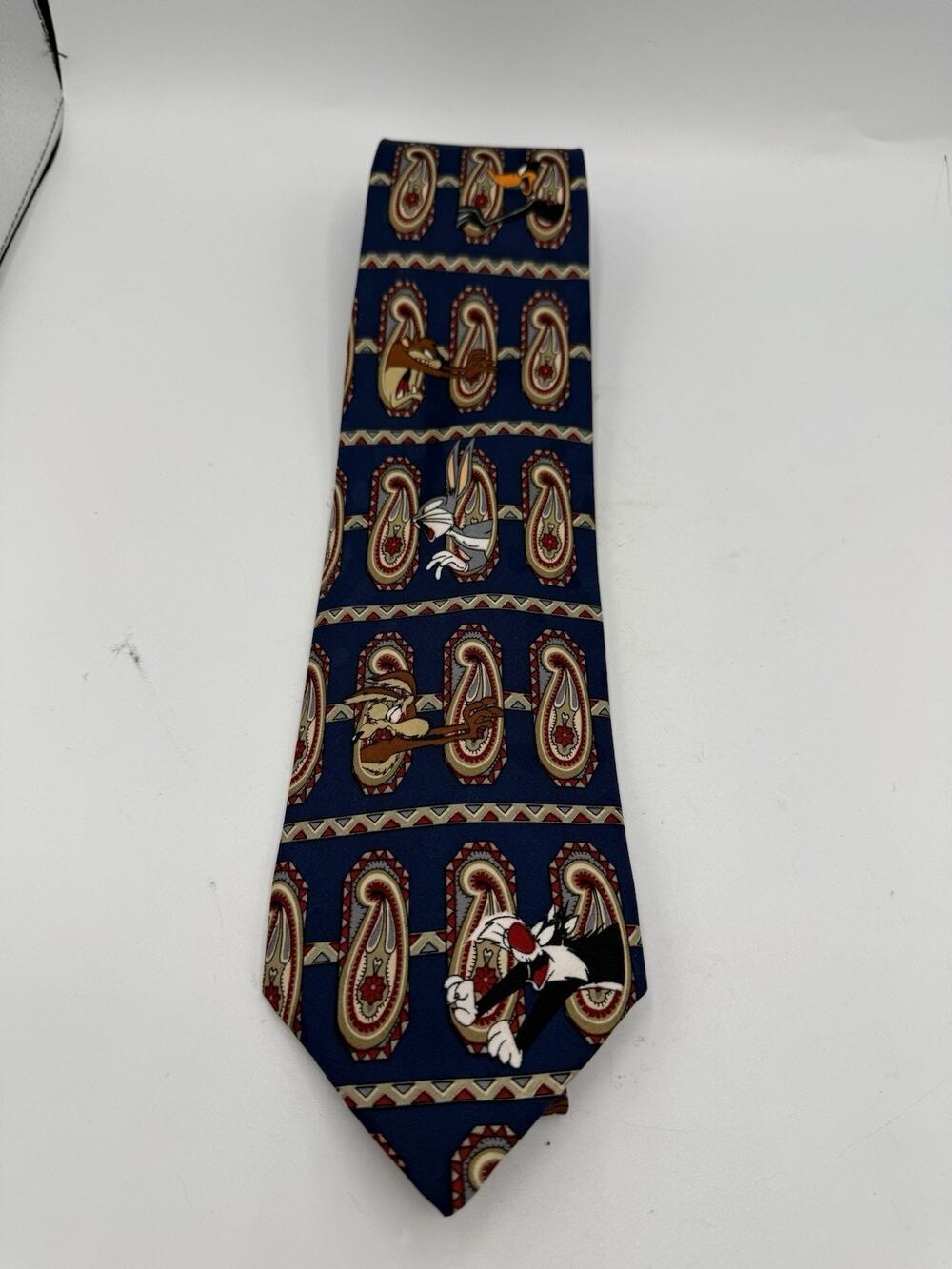 Vintage 1990s Looney Tunes Mania Tie Bugs Bunny Taz Paisley Necktie Novelty
